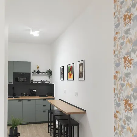 Genesi Pensión 4*